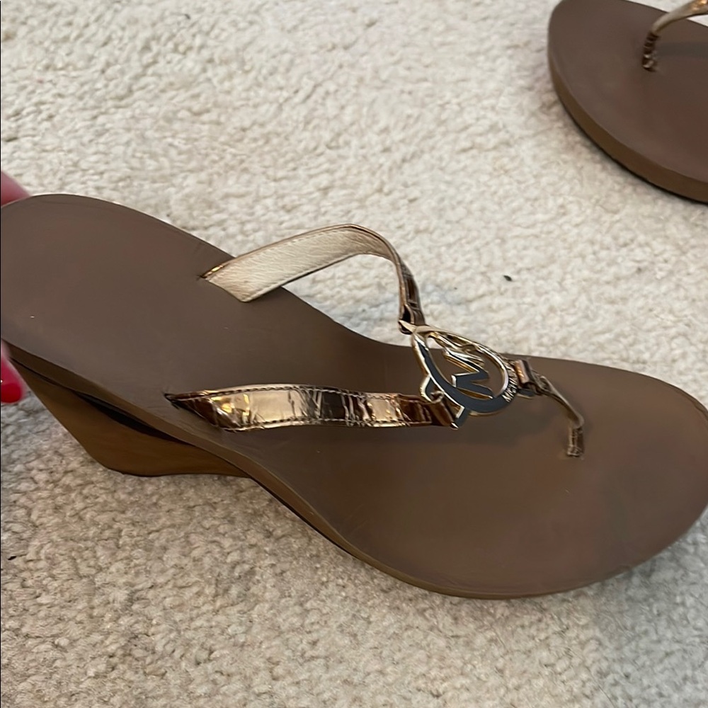 Michael Kors Gold Brown Wedge Sandals with Metallic Accents - Picture 4 of 4